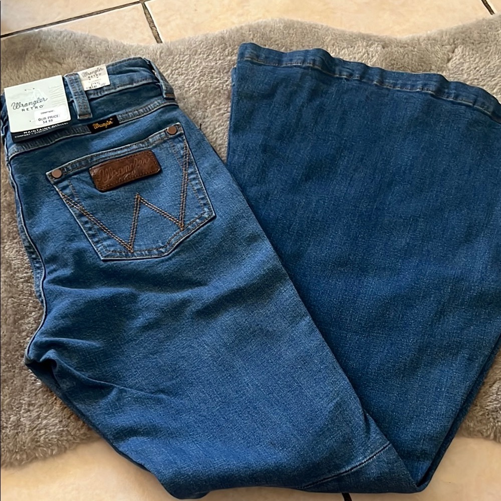 Wrangler RETRO High Rise Blue Flare Jeans Classic Style